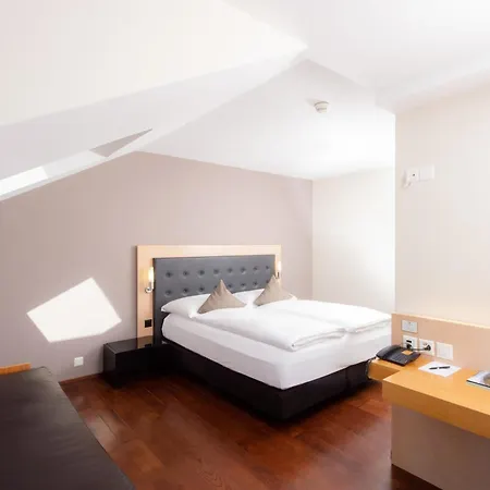 Uto Kulm Car-free Hideaway In Zurich 4*