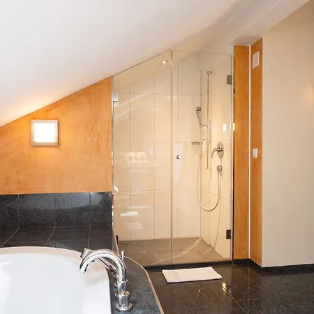 Uto Kulm Car-free Hideaway In Zurich 4*